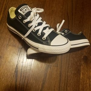 Converse womens size 9.5 black